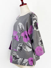 Tuck Pocket Accent Top - Sasanqua Print - Grey