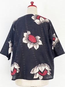 Crop Jacket - Lotus Flower Print - Black