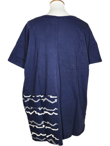 Simple Tunic - Knit Solid/Wavy Stripes Print - Navy