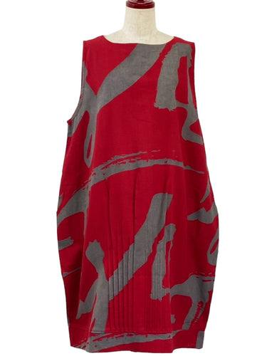 Sleeveless Pintuck Dress - Calligraphy Print - Red