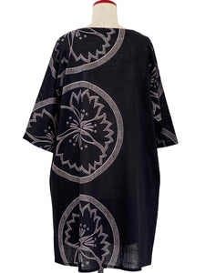 Circle Pocket Tunic - Sakura Print - Black