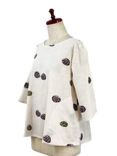 Crop Pullover - Dot Stamps Print - Natural