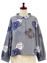 Back Button Crop Top - Botanical Print - Light Purple
