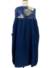 Panel Pleated Jumper - Solid/Botanical Print - Dark Blue