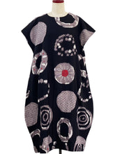 Tuck Dress - Multi Rings Print - Black
