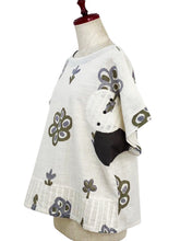 Circle Patch Top - Bloom Print - Natural