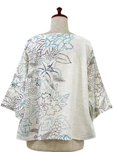 Crop Pullover - Lily Print - Natural