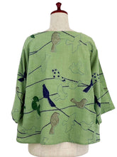 Crop Pullover - Perched Print - Green