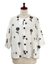 Simple Crop Jacket - Flowers Print - Natural