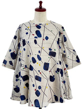 Pintuck Pullover - Abstract Print - Light Grey
