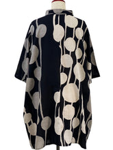 Button Front Tunic - Bead Strands Print - Black