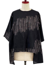 Geometric Flow Pullover - Zen Print - Black