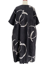 Tuck Dress - Multi Rings Print - Black