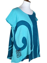 T-Top - Big Butterfly Print - Aqua Blue