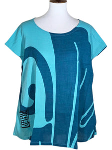 T-Top - Big Butterfly Print - Aqua Blue
