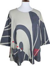 Button Top - Big Butterfly Print - Silver