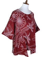 Tab Pocket Top - Dragonfly Print - Maroon