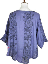Essential Blouse - Fan Line Print - Lavender