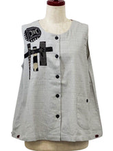 Button Tuck Bottom Vest - Solid/Multi Textile Patch - Light Grey