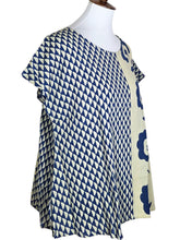 T-Top - Natural Color - Flower Dot Print - Azure Blue