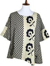 Side Slit Blouse - Natural Color - Flower Dot Print - Black