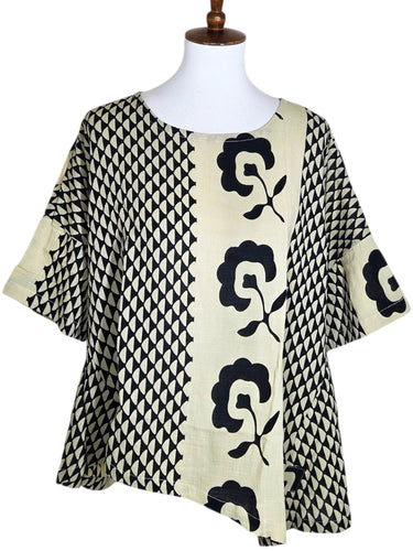 Side Slit Blouse - Natural Color - Flower Dot Print - Black