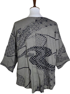 Essential Blouse - Kimono Wave Print - Grey