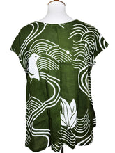 T-Top - Nami Print - Dark Olive - S/M