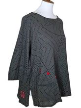 Button Top - Sashiko Wave Print - Charcoal