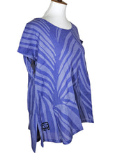 T-Top - Tropical Print - Lavender