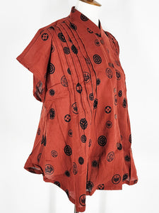 Pintuck Top - Bubble Kamon Print - Maroon