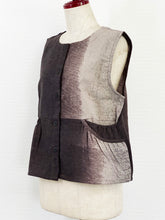 Tuck Crop Vest - Gradient Stripe Print - Black