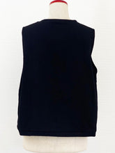 Circle Patch Crop Vest - Solid/Dot Line Print - Black