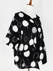 Tab Pocket Top - Random Bubble Print - Black